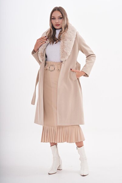 ŞİMAL Kadın Yakası Tüy Detaylı Kaşe Kaban 245346 -