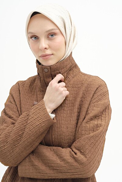 Tuğba Lastik Büzgü Detaylı İnce Kapitone Kap - Kahve