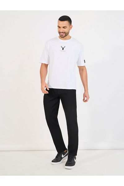 Styli Reindeer Graphic Oversized T-Shirt with Sleeve Badge