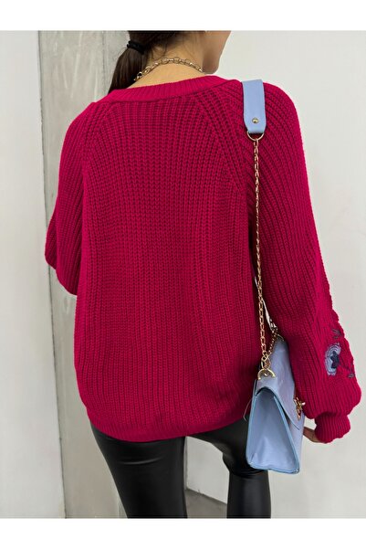 Modamorfo Rice Knit Sweater with Embroidered Sleeves -Fuchsia