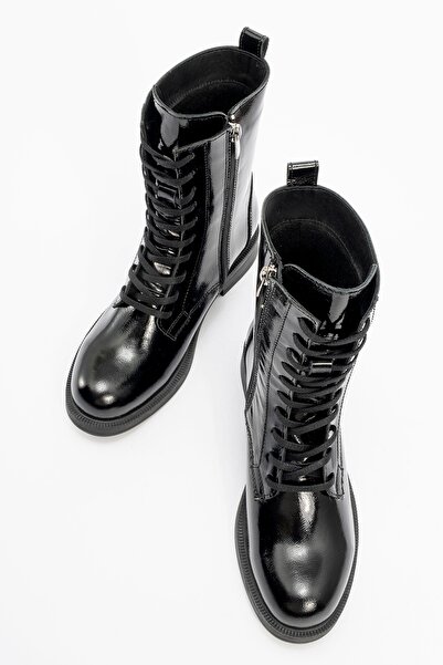 LuviShoes HELLOS Siyah Rugan Hakiki Deri Kadın Postal Bot