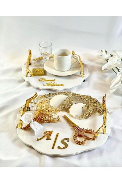 By Ayça Vardan Word Engagement Question Table Set