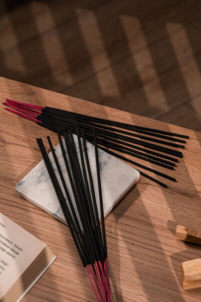 Love Bundles Rain Forest ( Yağmur Ormanları) Kokulu Çubuk Tütsü 20 Adet | Sak...