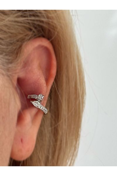 MioArt Nail Model Cartilage Earrings