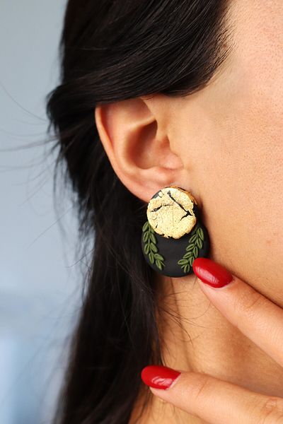 Gizy Store Polymer Clay Special Design Black Gold Demeter Model Round Leaf Detailed Shiny Women's Earrings