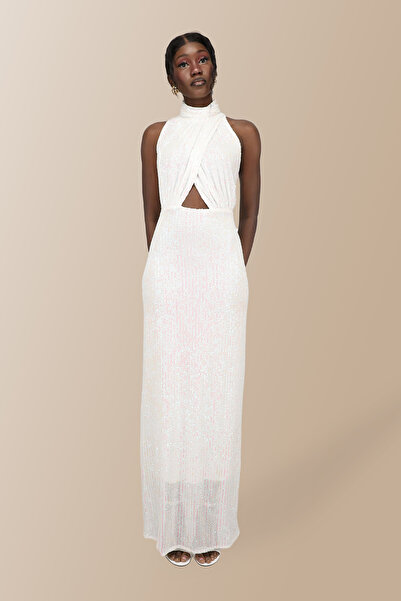 Elif Naz Moda Evi beyaz  payetli çapraz detaylı  boğazlı uzun elbise