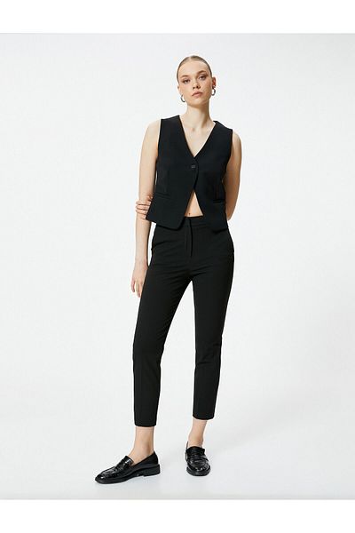 Koton Hose aus Zigarettenstoff mit hoher Taille und Taschendetails