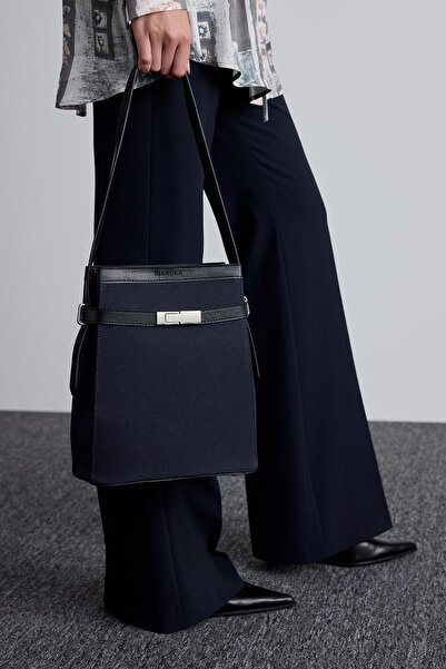 Manuka Plátěná taška na baget Mi̇lo tmavě modrá