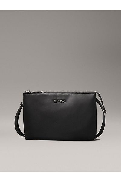 Calvin Klein Dámská taška s nastavitelným ramenním popruhem na zip