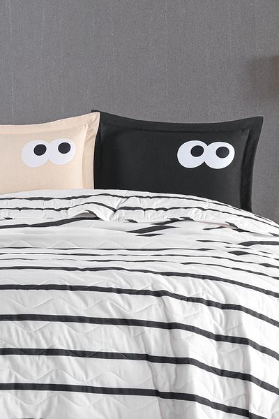 Eponj Home Double Quilted Bedspread Set - Black and Brown