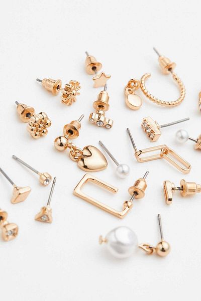H&M 25 pairs earrings and studs