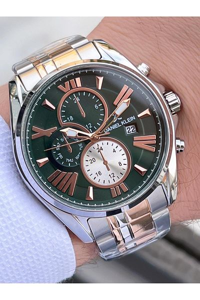 Daniel Klein Men Wrist Watch with Inner Functions Active 30 Mt Water Resistant
