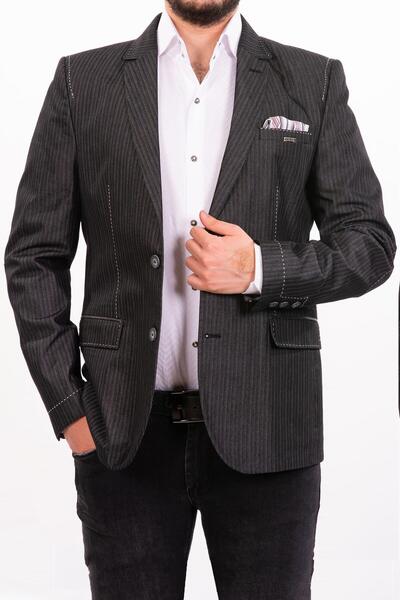 Mondo Siyah Çizgili Beyaz Nakışlı Blazer Ceket