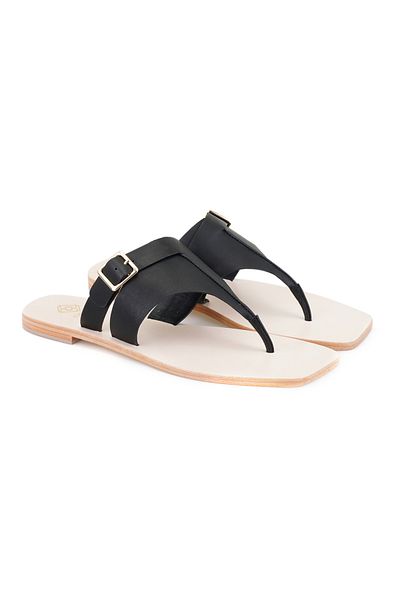 Desa Women's Black Flip-Flop Leather Slippers