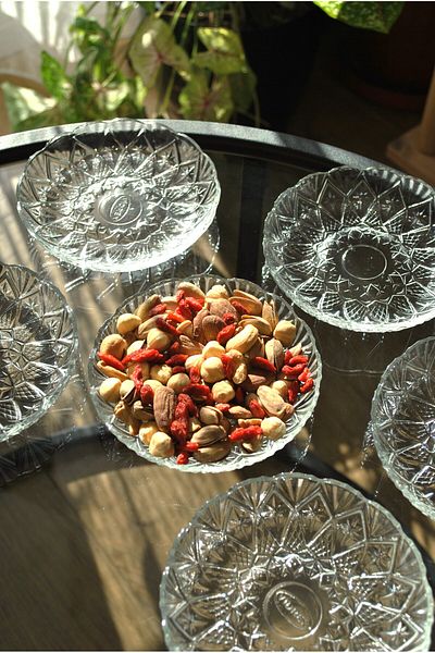 Qualitev 12 cm 6-Piece Glass Crystal Mini Model Breakfast Snack Bowl - Solita