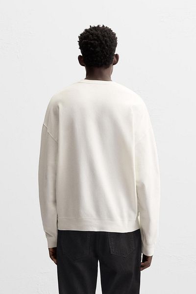 The Champ Clothing Λεπτομερής εμπριμέ φούτερ με λαιμόκοψη σε λευκή σκιά