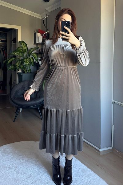 Qenz Smoked Velvet Dress
