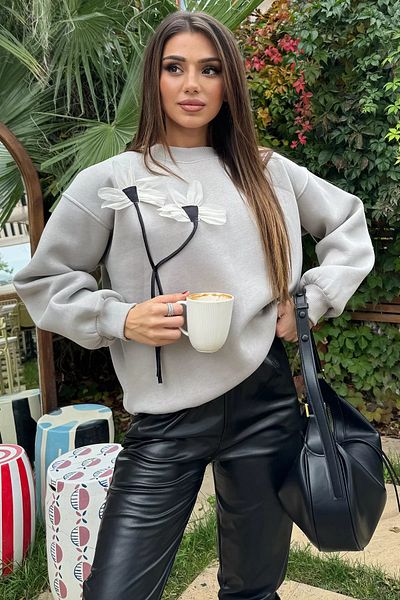 GÜLSELİ Šedá růžová detailně vyvýšená mikina