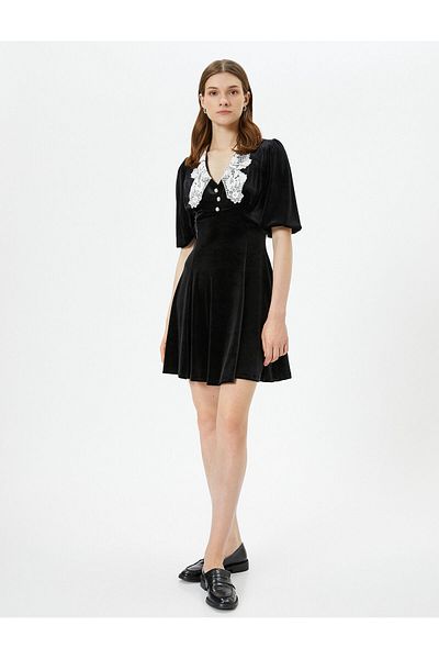 Koton Rochie midi din catifea cu nasturi din dantela aspect vintage