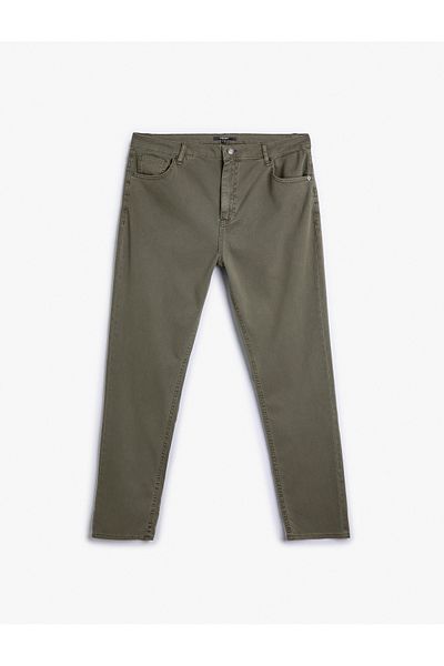 Koton Canvas-Hose aus Gabardine-Röhre mit Knöpfen aus Baumwolle