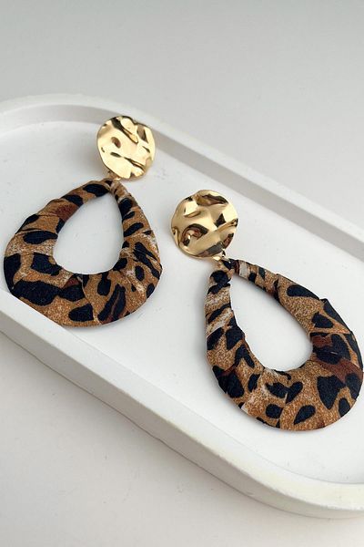 Modex Gold Metal Detailed Oval Leopard Dangle Earrings (7cm)
