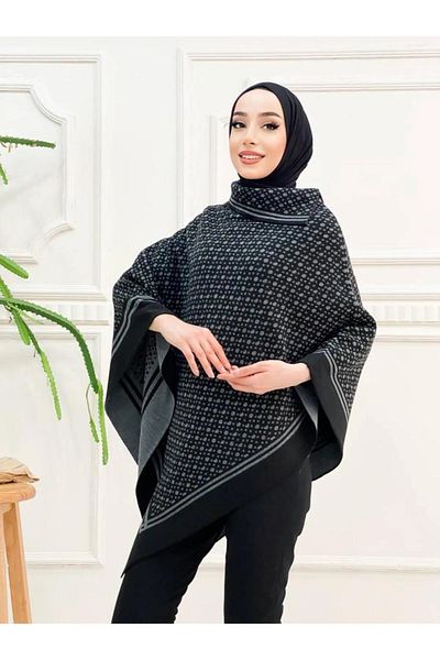 sportiness Women's Polka Dot Patterned Triangle Poncho