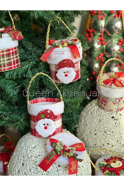 QUEEN AKSESUAR Imported Luxury Christmas Cylinder Gift Box with Lid Pine Tree Ornament Pendant Santa Claus Pattern Plaid