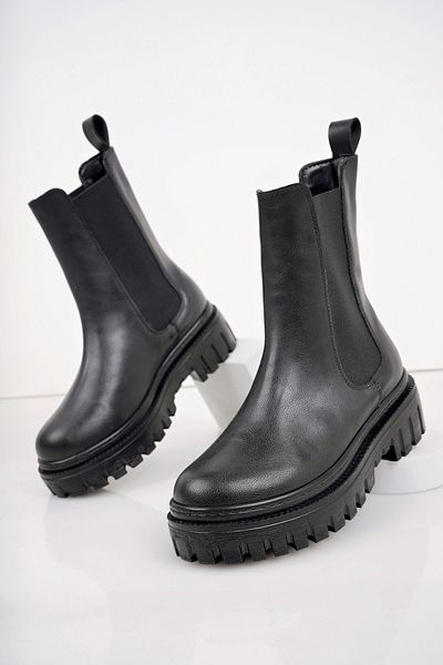 Scarpebutik Δερμάτινη Γούνινη Επένδυση Δέρμα Μαύρες Ελαστικές Χονδρές Σόλα Μπότες