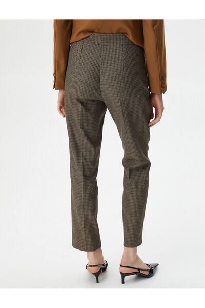 Koton Υφασμάτινο τσιγάρο παντελόνι με τσέπες κανονική μέση