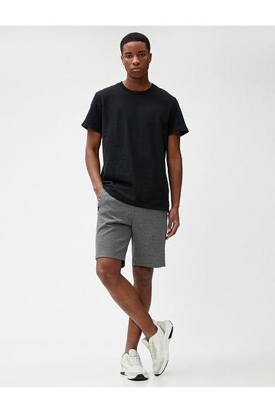 Koton Kraťasy se zipem a kapsami s detailem Slogan a krajkovým Slim Fit v pase
