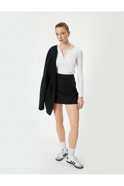 Koton Tricou cu mânecă lungă din bumbac cu snur - guler cu nasturi, potrivire standard