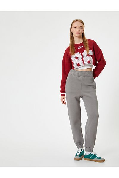 Koton Ανυψωμένο Jogger Sweatpants Άνετη εφαρμογή με ψηλόμεσες τσέπες