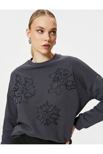 Koton Şahika Ercümen X - Flower Embroidered Crew Neck Sweatshirt