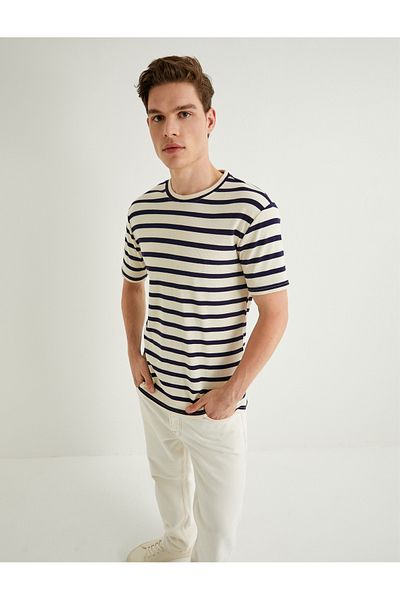 Koton Μπλουζάκι με ριγέ Slim Fit Crew Neck - κοντομάνικο