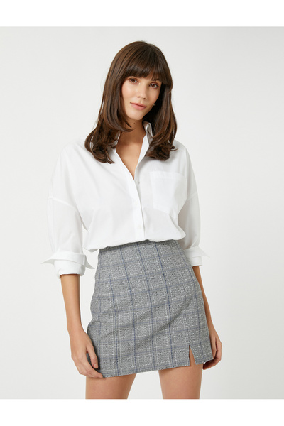 Koton Μίνι φούστα με λεπτή εφαρμογή με λεπτομέρεια με σκίσιμο