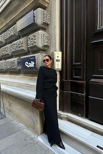 YOUR NAME Women's Black Long Skirt Sweater Set