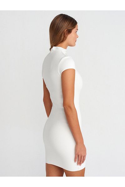 Dilvin 91304 Rochie mini elastică cu guler ridicat-Ecru