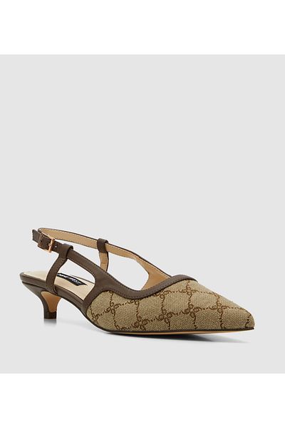 Nine West Women Light Brown Sandals