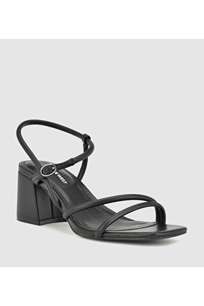Nine West صندل نسائي باللون الأسود