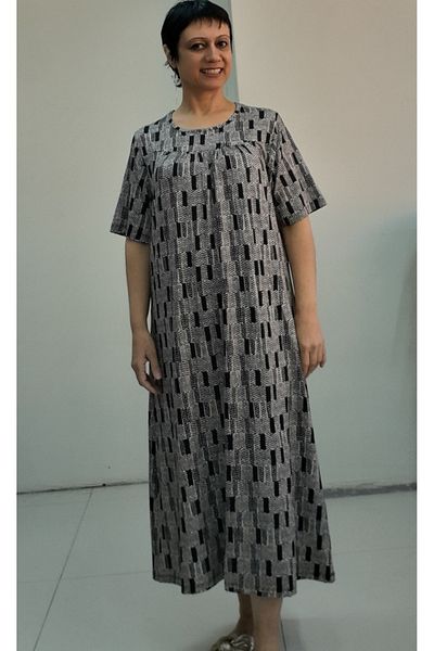 Mertcan Butik Φόρεμα με κοντό μανίκι από χτενισμένο βισκόζη με μαύρο κρεμ μοτίβο με κομμένο μπροστινό πίσω μέρος από ρόμπα