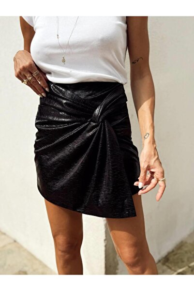 Maldia Shop Women's Lame Fabric Knotted Black Shorts Skirt