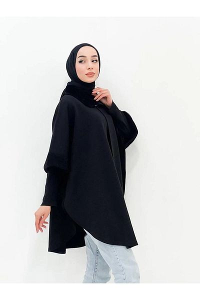 sportiness Women's Sheepskin Knitwear Poncho with Collar and Sleeves