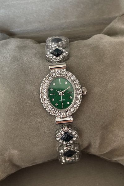 Leerybee Minimal Vintage Women's Watch with Stones Nla-186