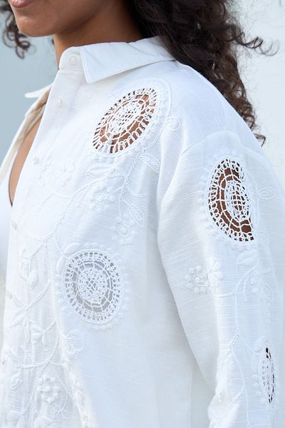 MİA NOURA Women's Embroidered and Laser Cut Shirt