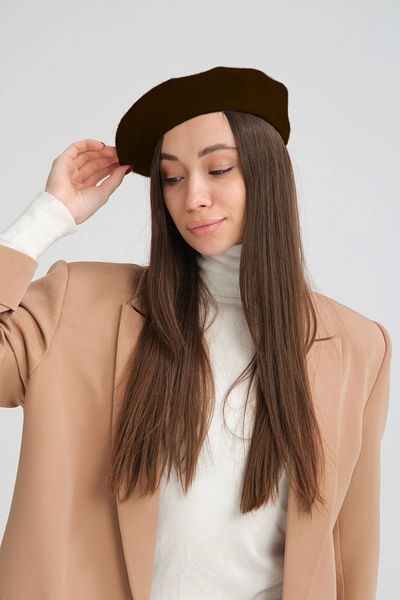 robanu Felt Painter Beret |   Modern and Stylish: Brown Felt Painter Beret Hat