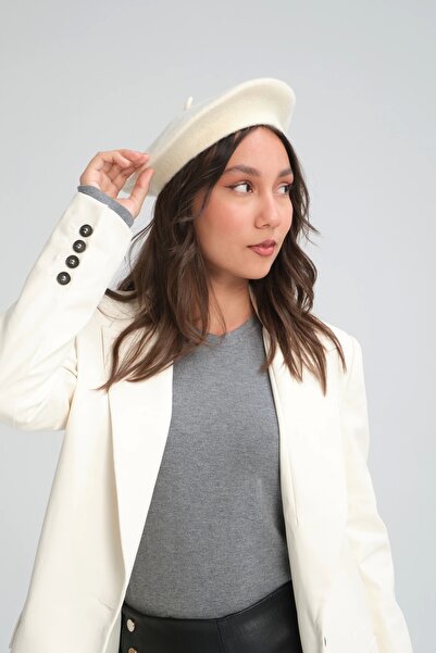 robanu Felt Painter Beret |   Modern and Stylish: Ecru Felt Painter Beret Hat