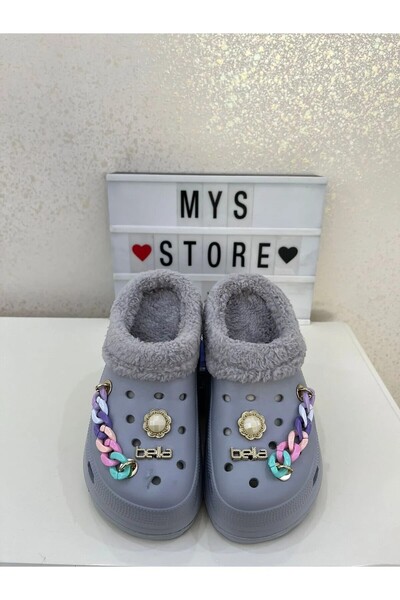 Akınelbella Buz Gri Içi Tüylü Kadın Terlik Üzerindeki Süsler Değişim Gösterebilir Dar Kalıptır