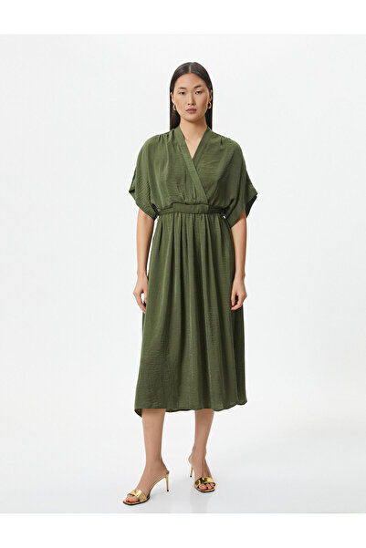 Koton Midi Elbise V Yaka Geniş Kısa Kollu Cepli