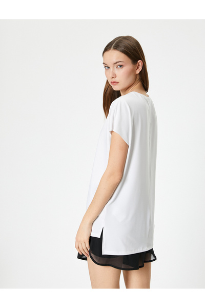 Koton Αθλητικό μπλουζάκι με κοντό μανίκι με λαιμόκοψη - Άνετη εφαρμογή