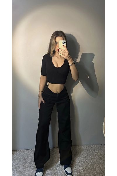 Violon Μαύρο παντελόνι με φαρδύ πόδι με λεπτομέρεια καρδιάς